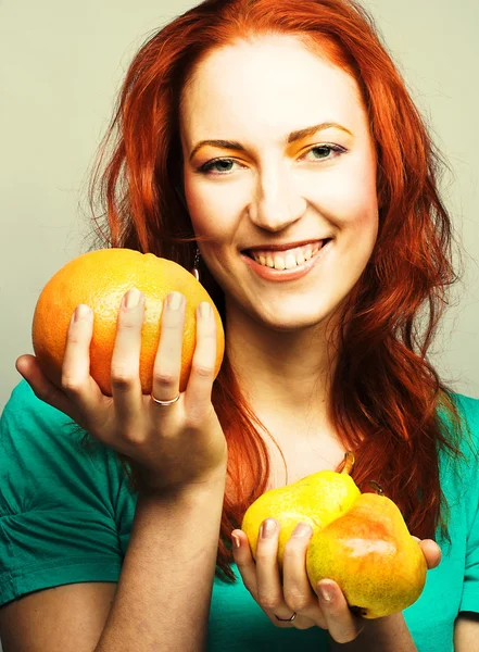 Jonge vrouw — Stockfoto