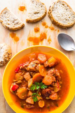 Kabak haşlanmış sebze et yemek yemek vintage güveç