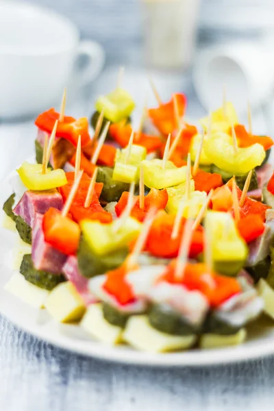 Alimentos para los dedos palillos aperitivo —  Fotos de Stock