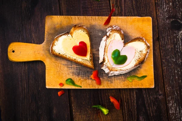 San Valentino panini amanti della colazione in legno — Foto Stock