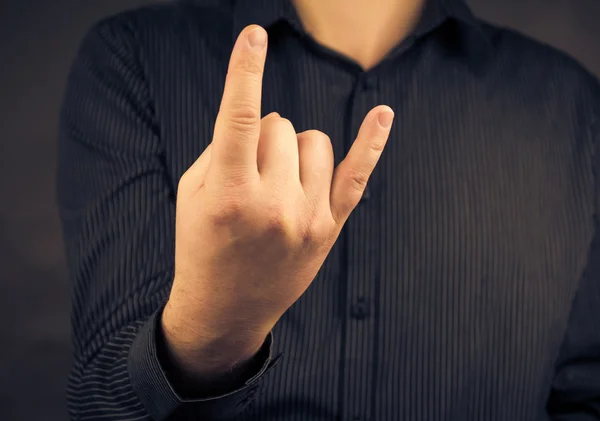 Az ember kézzel, amely rock roll jel — Stock Fotó