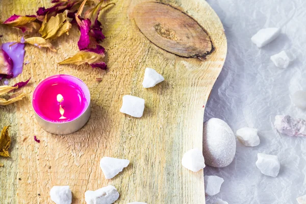 Elementos spa cuidado mesa de madera — Foto de Stock