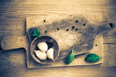 iki kesme tahtası bitkiler baharat