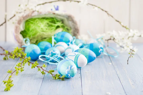 View Easter eggs spring branches — Stock Photo, Image