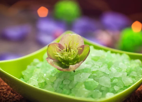 Spa concept closeup green bathing salt — Stock Photo, Image