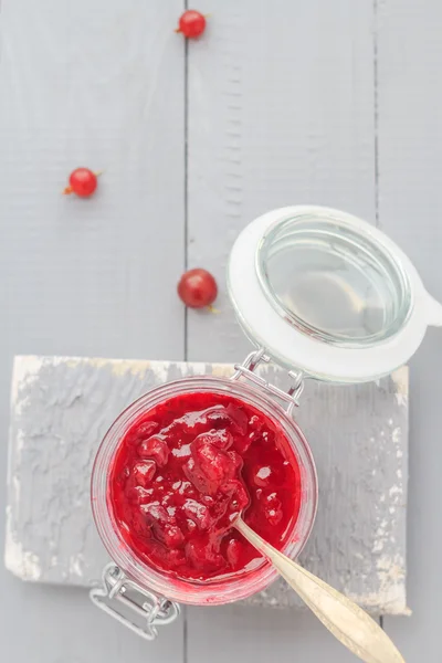 Pot de vue supérieure confiture de groseille à maquereau — Photo