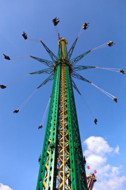 Carousel Viyana'da sallanan