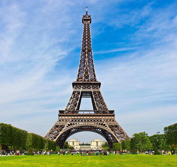Эйфелева башня - Париж — стоковое фото