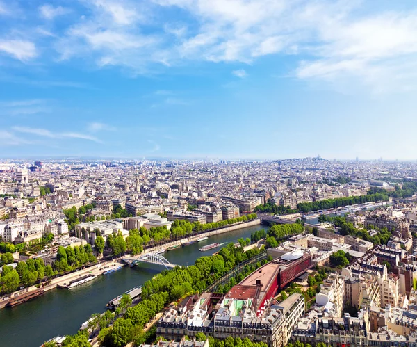 Antenowe architektura Paryż z wieży Eiffla — Zdjęcie stockowe