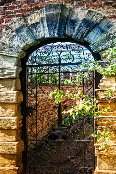 Garden gate — Stock Photo, Image