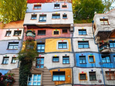Viyana'da Hundertwasserhaus