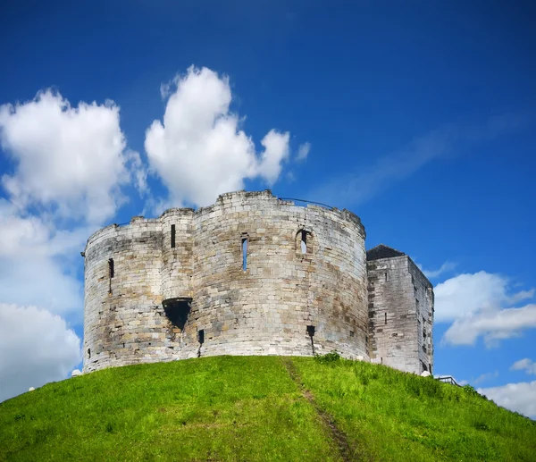 Clifford's Tower in York — Stock Photo, Image