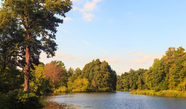 Lago — Foto de Stock