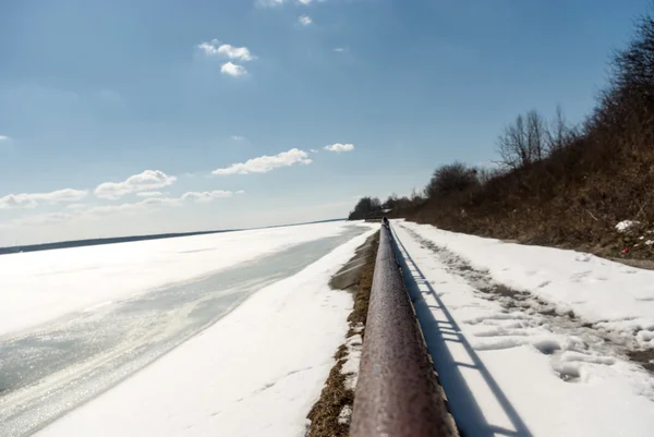 Lago en invierno —  Fotos de Stock