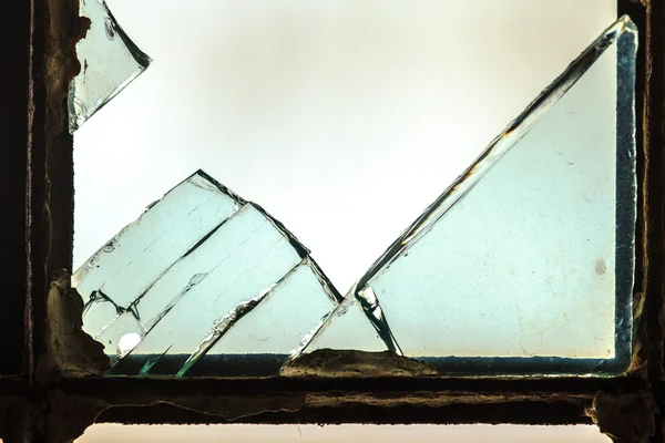 Ventanas industriales en muro de hormigón —  Fotos de Stock