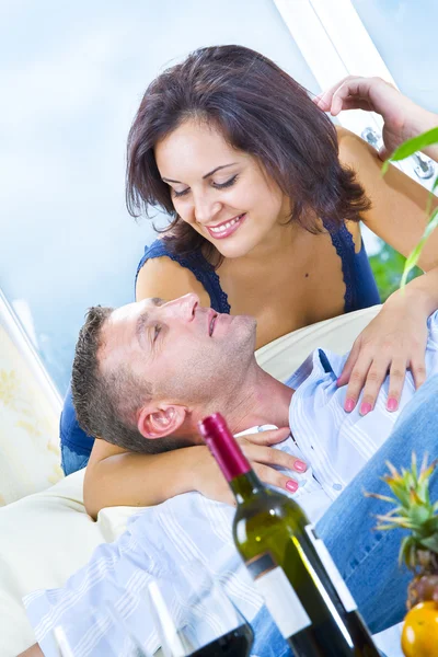 Portrait of young happy couple in domestic environment — Stock Photo, Image