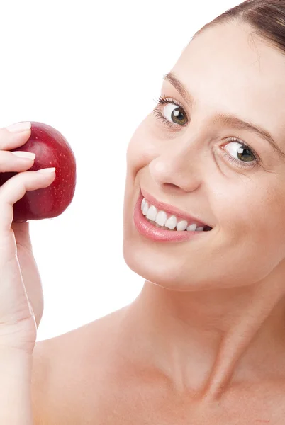 Retrato de mulher jovem com maçã vermelha nas costas brancas — Fotografia de Stock