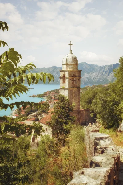 Campanario de piedra de la Capilla —  Fotos de Stock