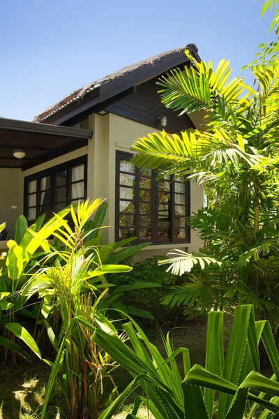 Tropic huis — Stockfoto