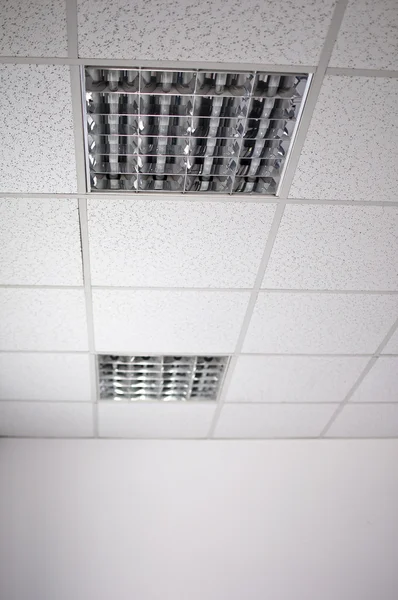 Floresan lamba tavan