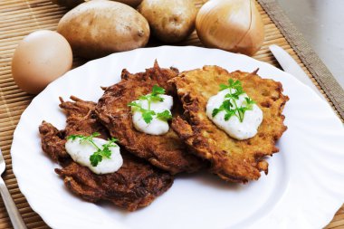 patates tava keki