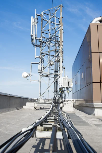 Antenas para tecnología de teléfonos móviles — Foto de Stock