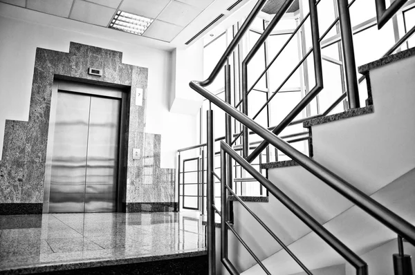 Elevator and staircase — Stock Photo, Image