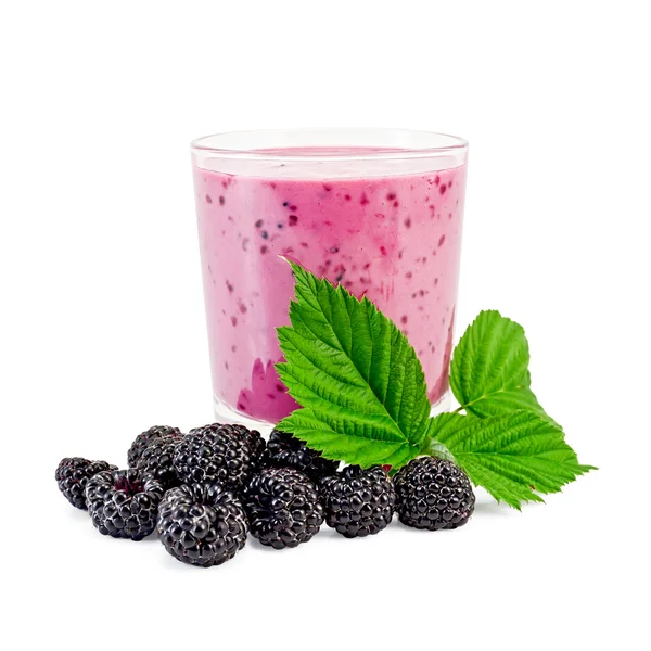 Milk cocktail with blackberries — Stock Photo, Image