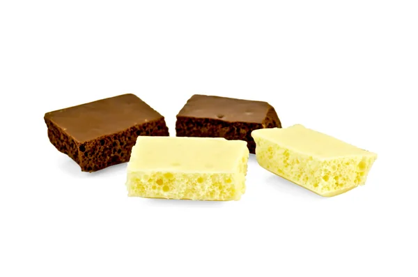 Chocolade segmenten witte en donkere — Stockfoto