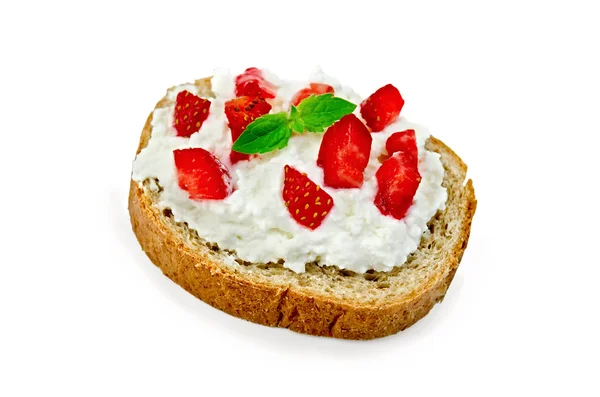 Bread with curd cream and strawberries — Stock Photo, Image