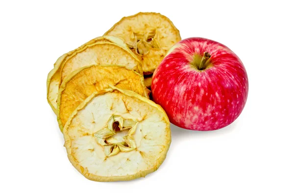 Kurutulmuş elma taze kırmızı ve dilimleri — Stok fotoğraf