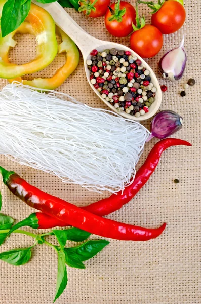 Noodles rice white with a variety peppers and vegetables — Stock Photo, Image