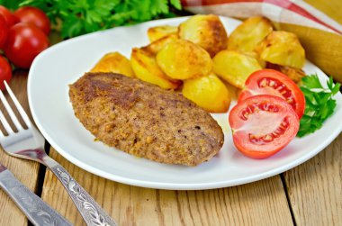 pirzola ile kızarmış patates etli