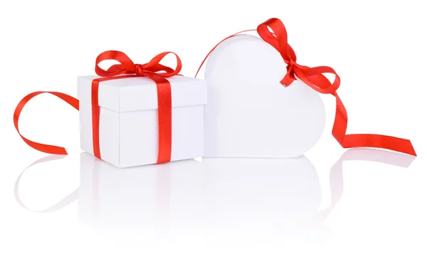 Valentines Day gift in white box and heart red ribbon isolated o — Stock Photo, Image