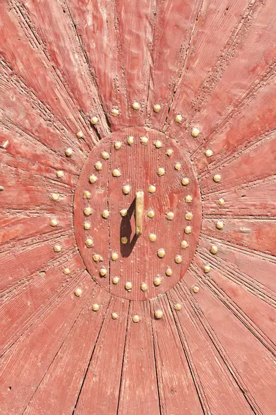 Natural wooden background. Old wooden door. — Stock Photo, Image