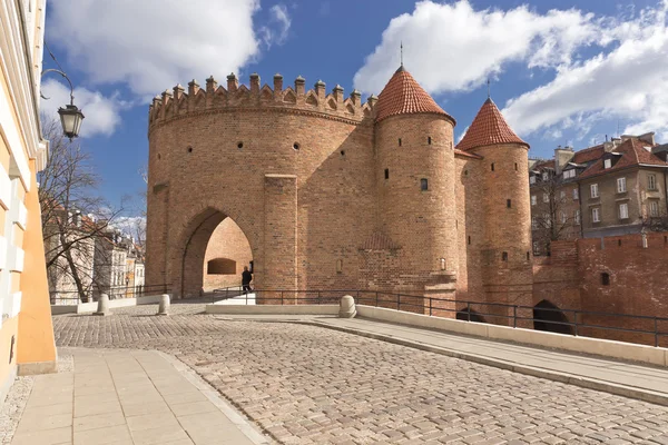 Sights of Poland. Warsaw Old Town with Renaissance Barbican — Stock Photo, Image