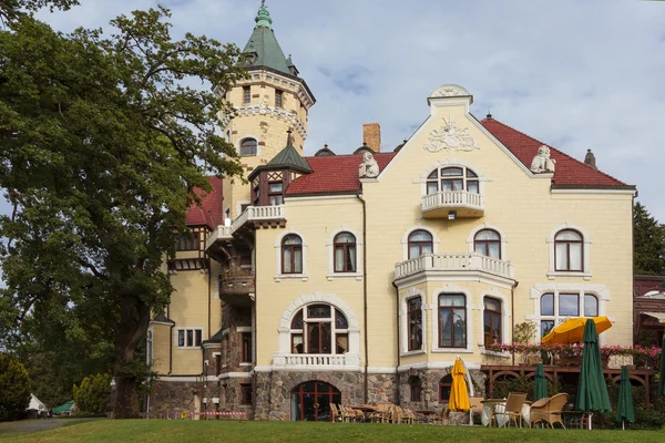 Starý palác polského luxus. — Stock fotografie