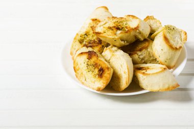 Bitki yağıyla kızartılmış baget.