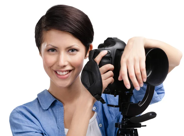 Woman-photographer takes shots — Stock Photo, Image