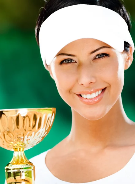 Joueuse de tennis féminine a remporté la coupe — Photo