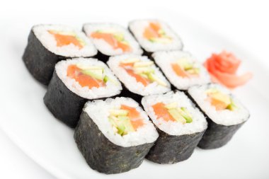 sashimi suşi rulo