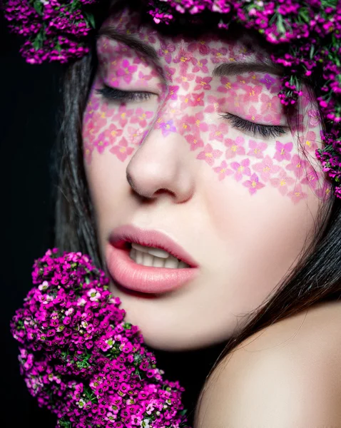 Close-up van portret van model make-up met ogen dicht — Stockfoto