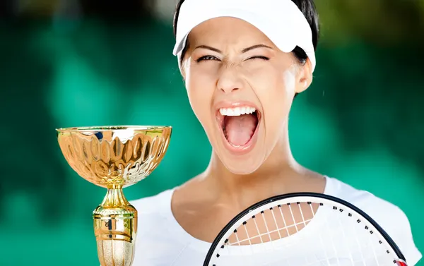 网球运动员在比赛中获胜 — 图库照片