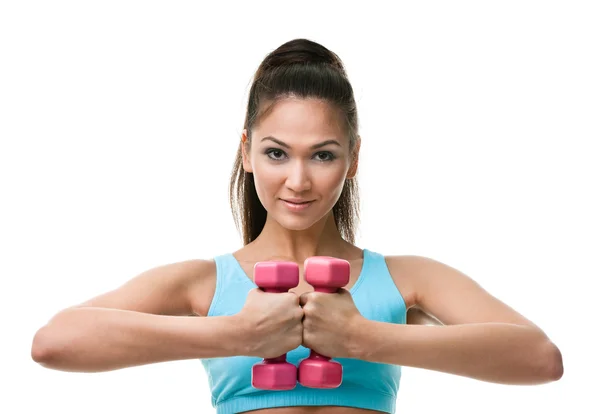 Mujer deportiva hace ejercicio con pesas — Foto de Stock