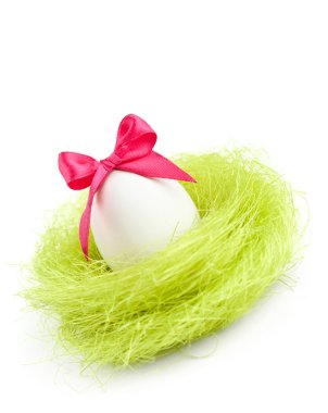 sisal malzeme yuvada yumurta yay ile olduğunu