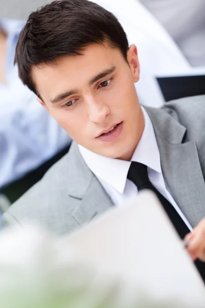 Portrait of a handsome businessman — Stock Photo, Image