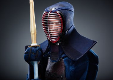 Bambu kılıçla kendoka