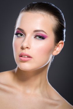 güzel bir kadın ile mükemmel makyaj