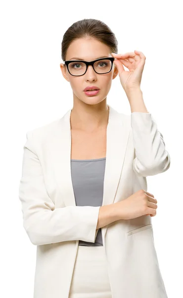 Halvlångt porträtt av kvinnliga affärsman i glasögon — Stockfoto