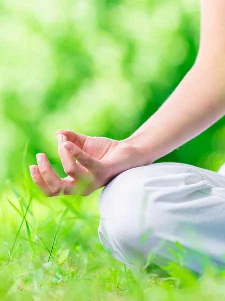 Weibliche Hand-Zen-Gesten — Stockfoto